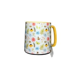 10 Strawberry Street Bella Mug NWT Spring Butterfly Bee Coffee Tea